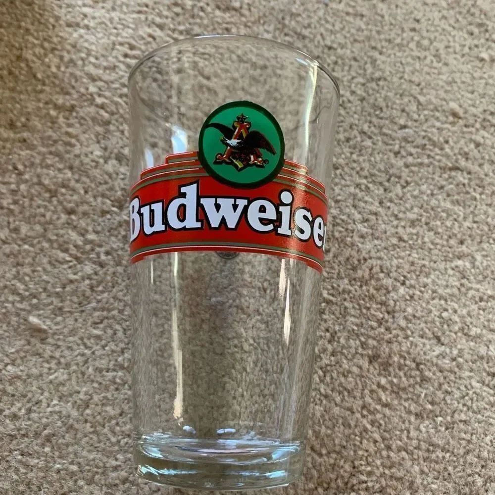 Budweiser One Pint Beer Glass